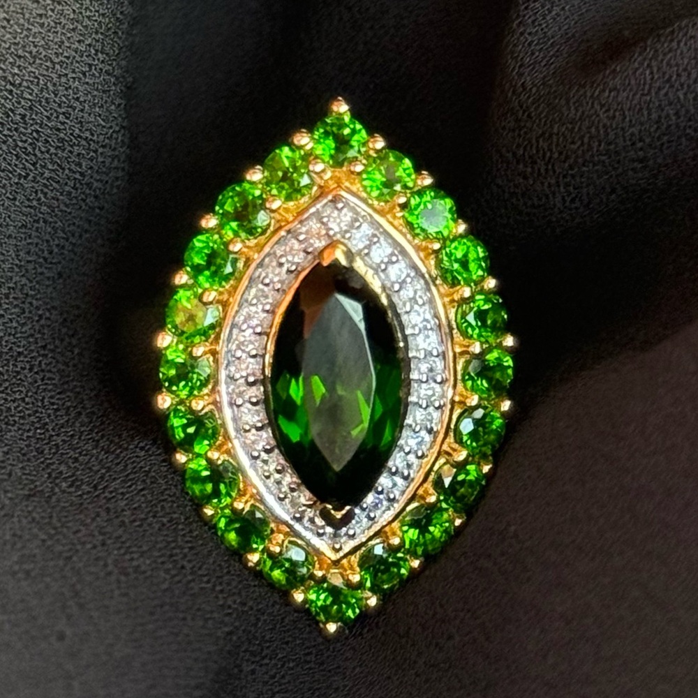 BRAND NEW 3.65CTW Genuine AAA chrome diopside/zircon solid sterling ring! - Picture 2 of 4